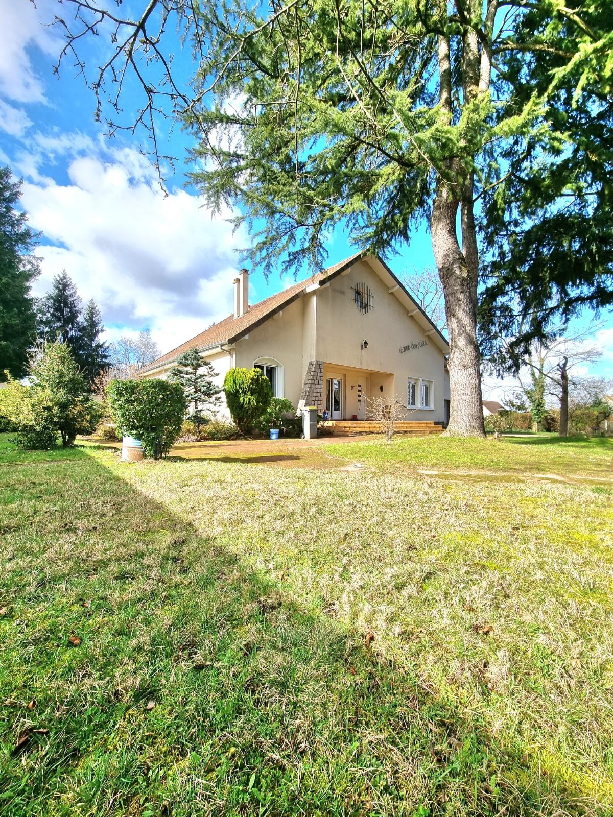 House à Changé