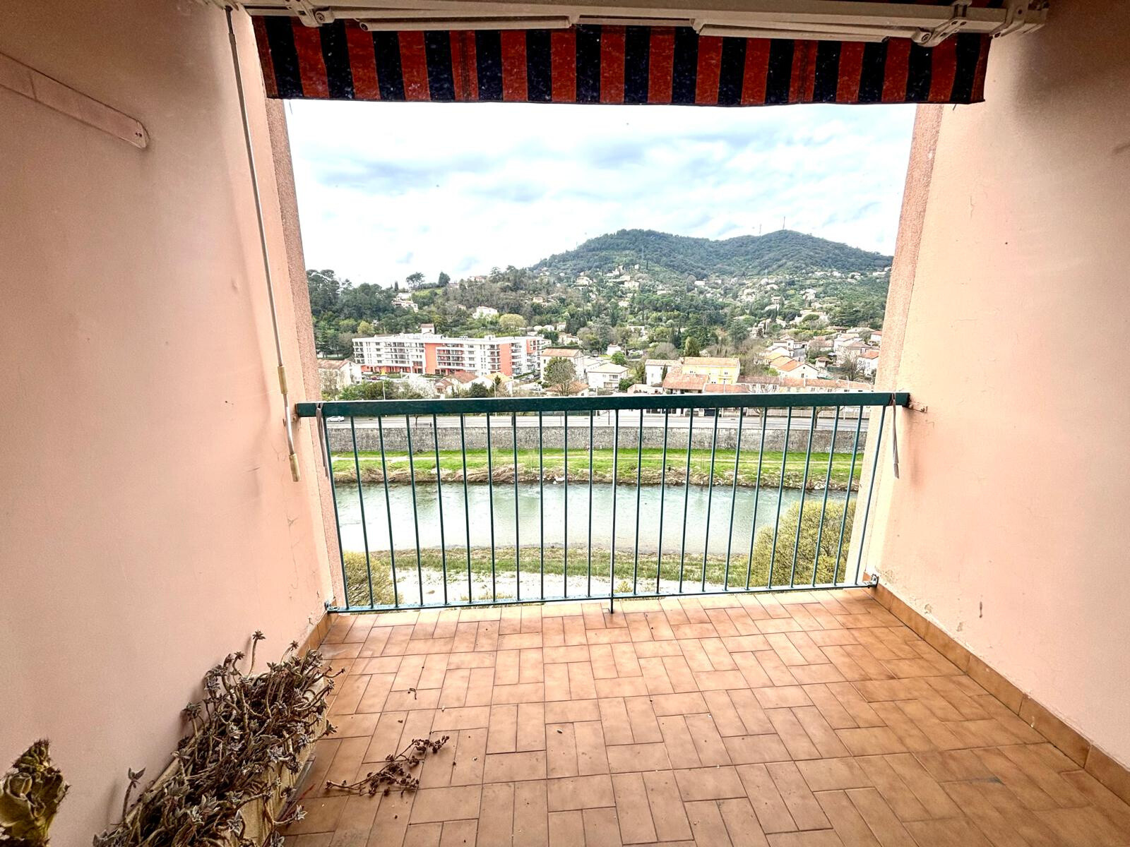 Apartment à Alès