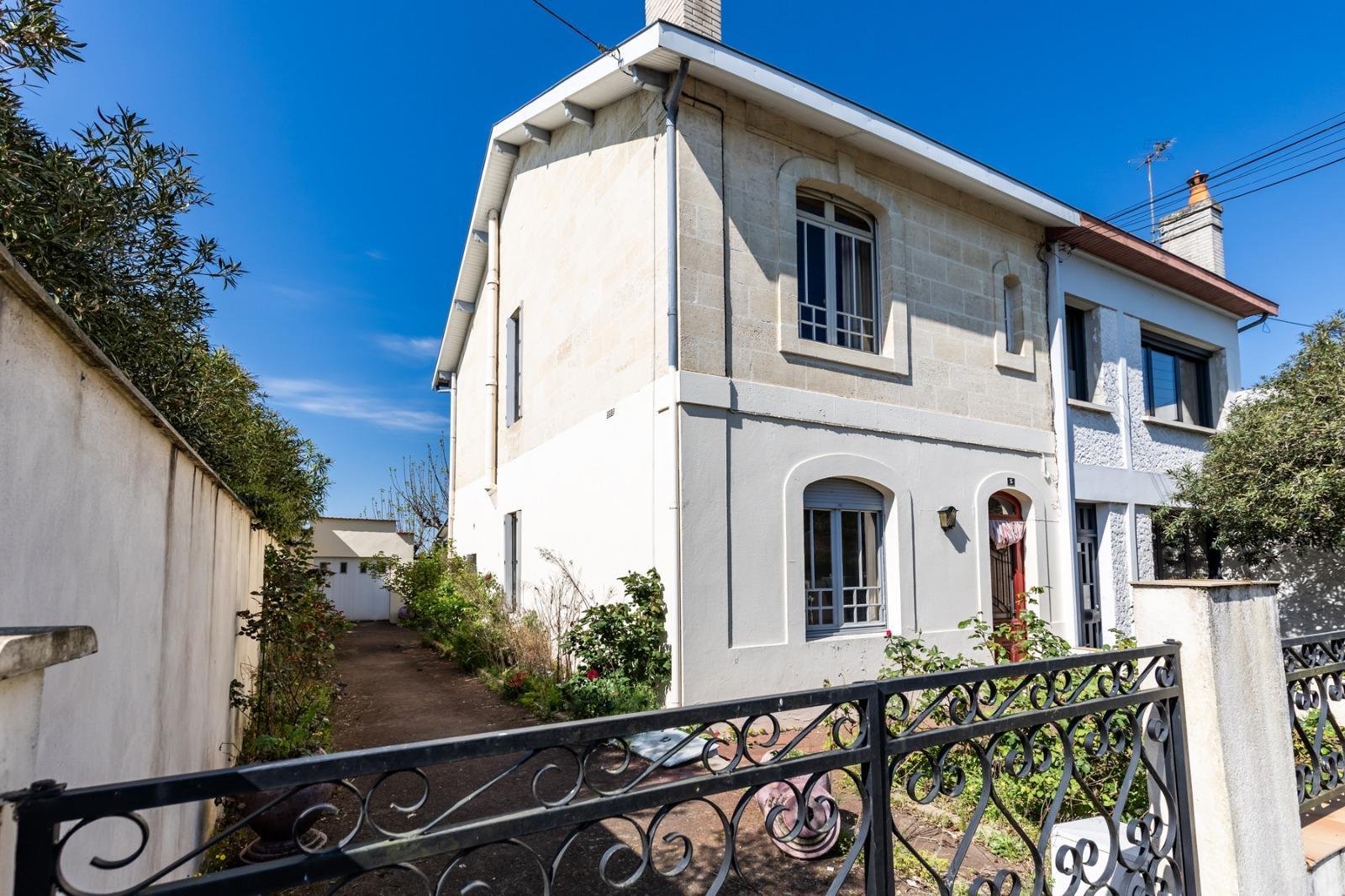 House à Pessac