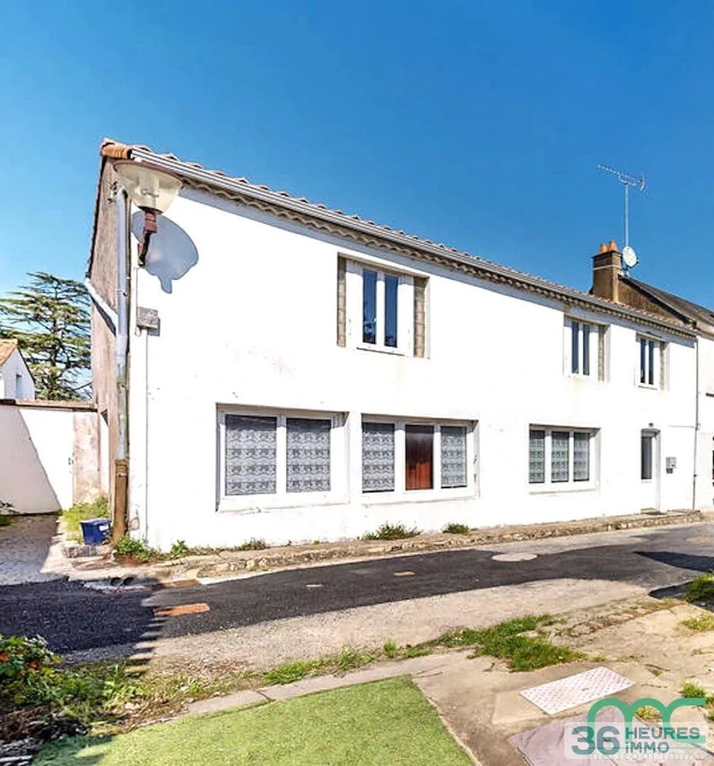 House à Les Achards
