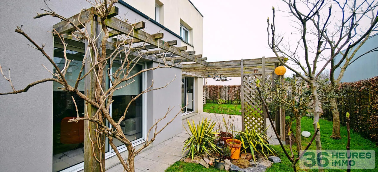 House à Cintré