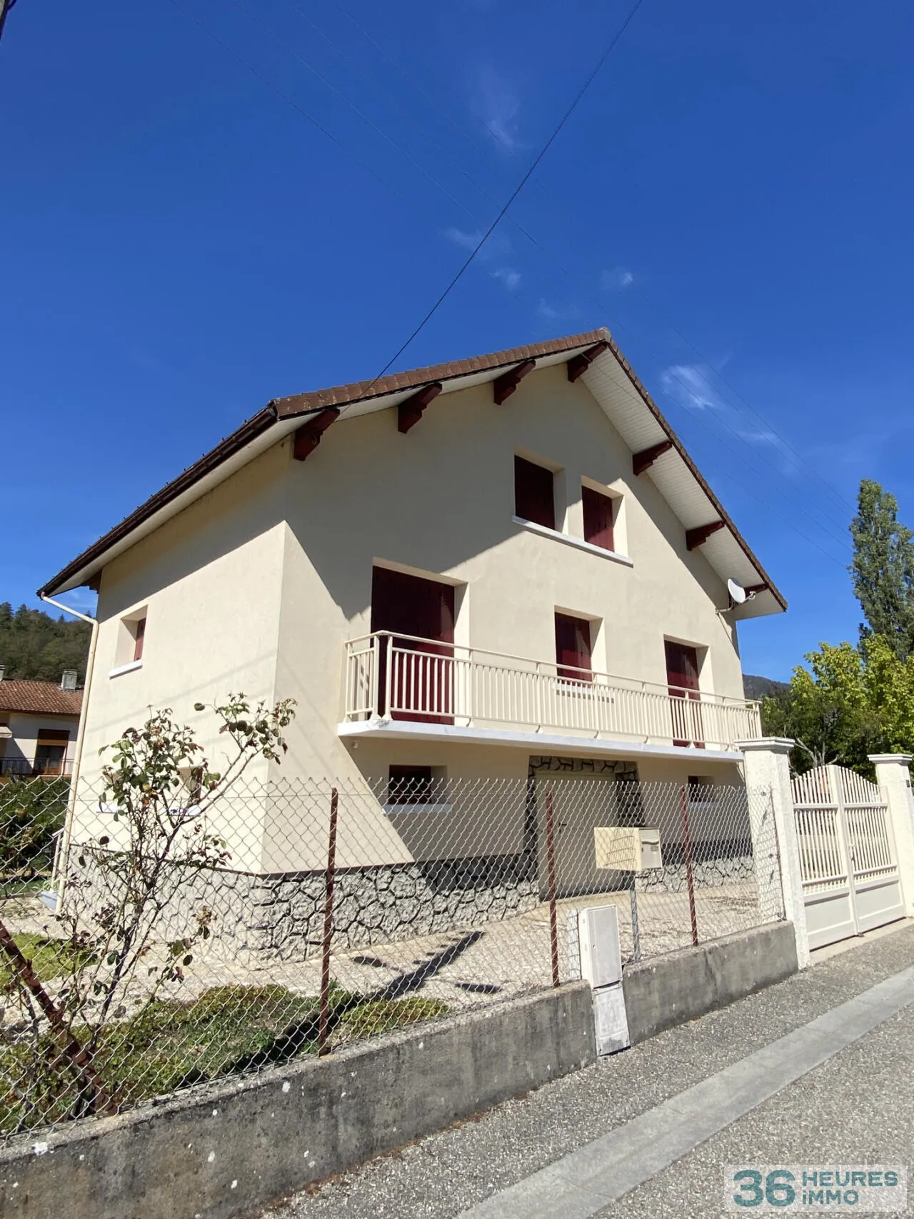 House à Les Échelles