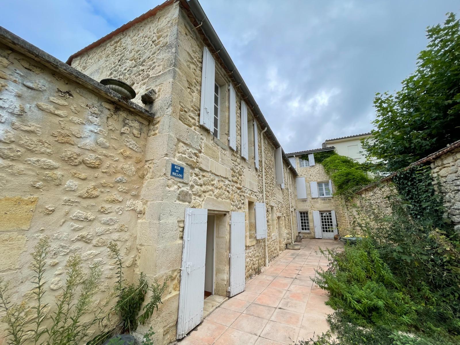Propriété à Rauzan