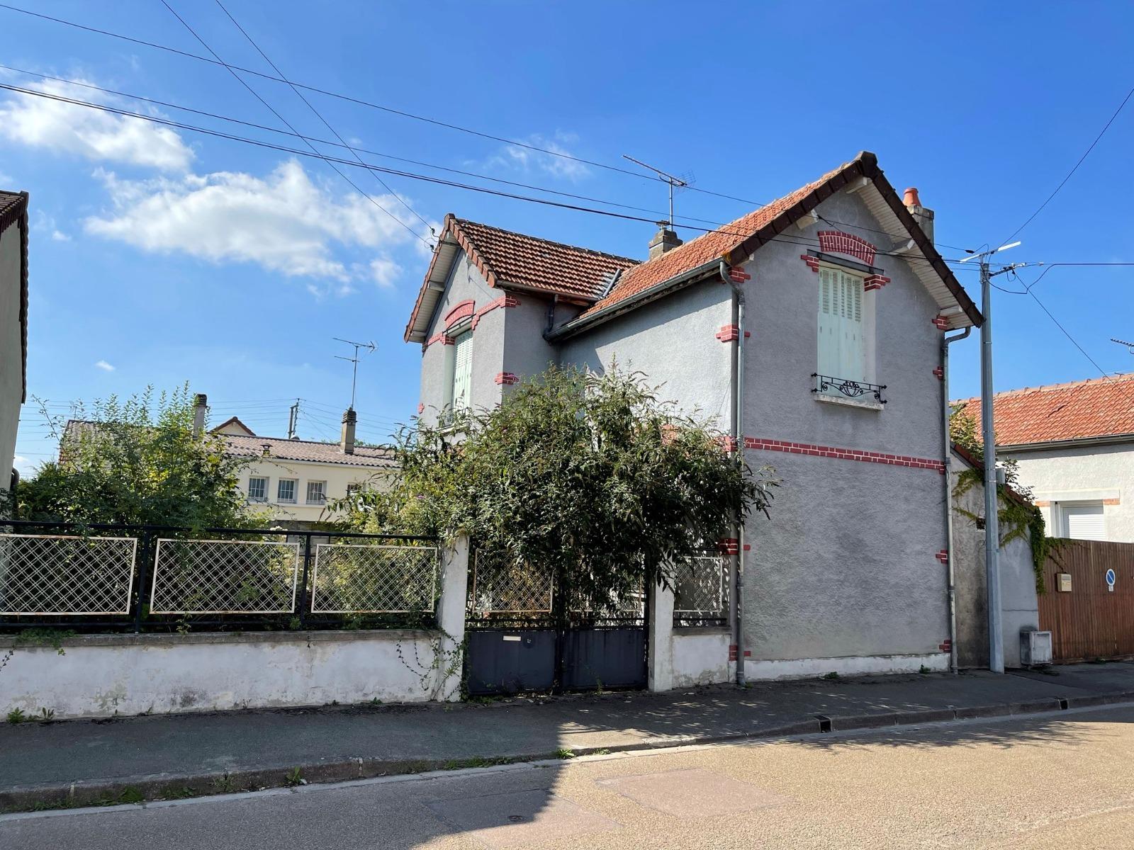 Maison à Sainte-Savine