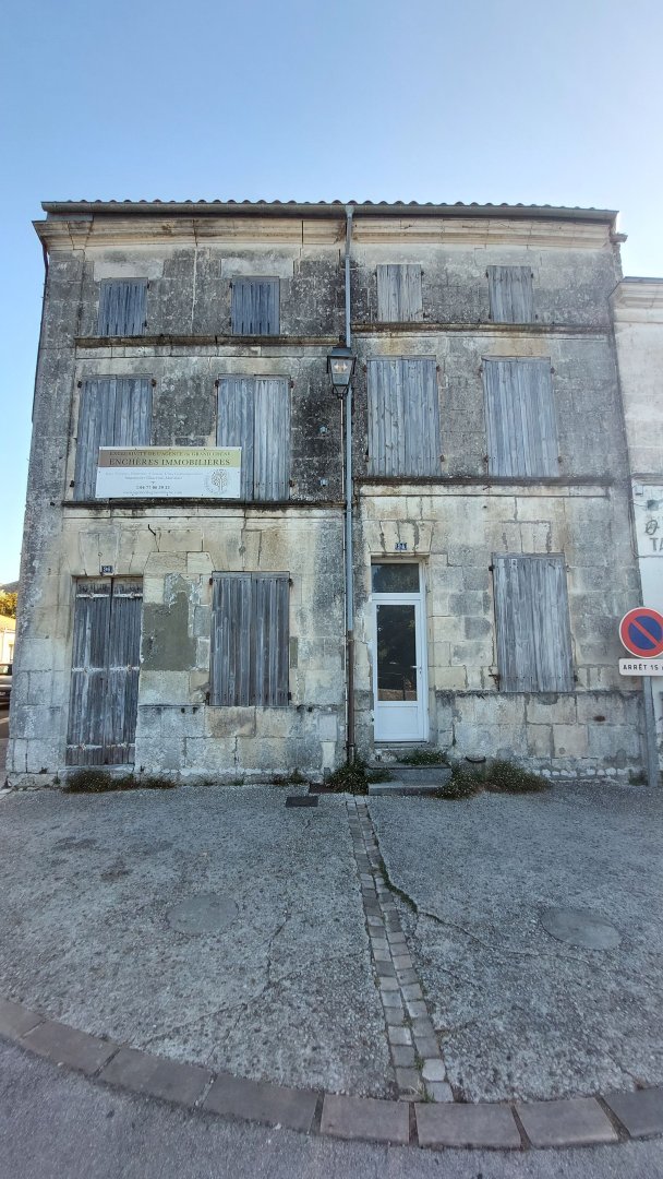 Maison à Saint-Savinien