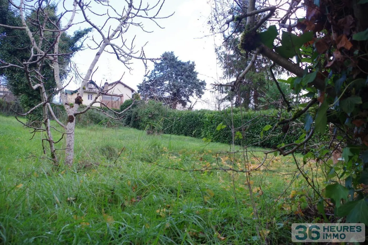 Terrain à Bâtir à Périgueux