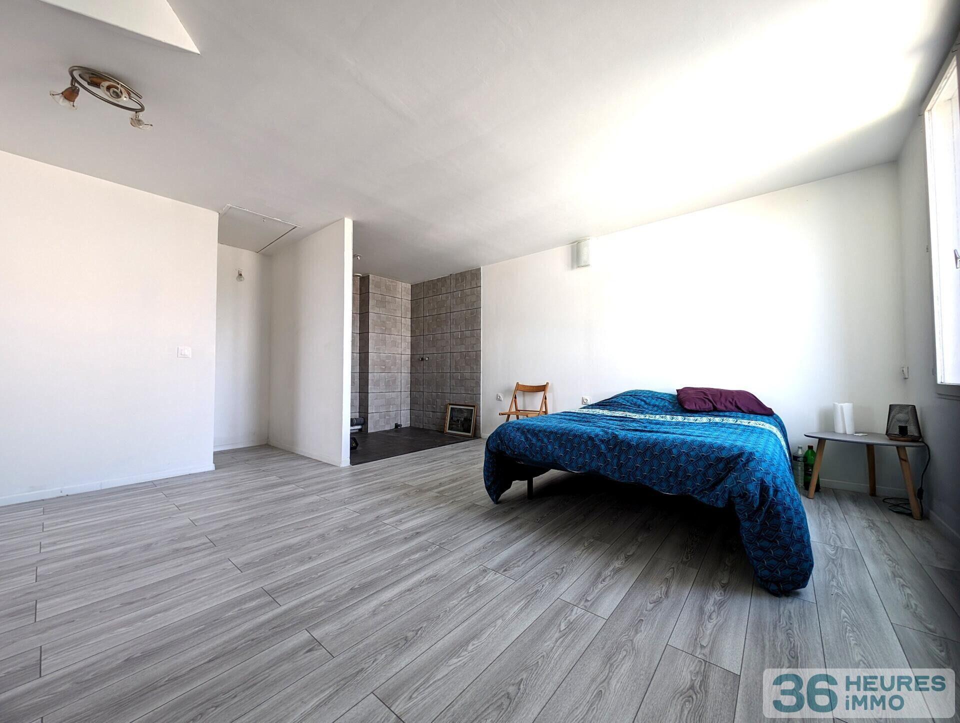 Emplacement Idéal - 3 Chambres - Joli Jardin - Garage