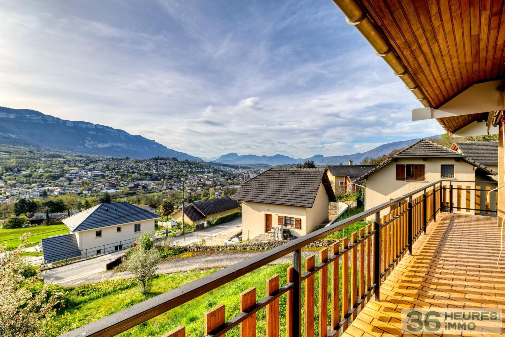 Maison avec grand terrain