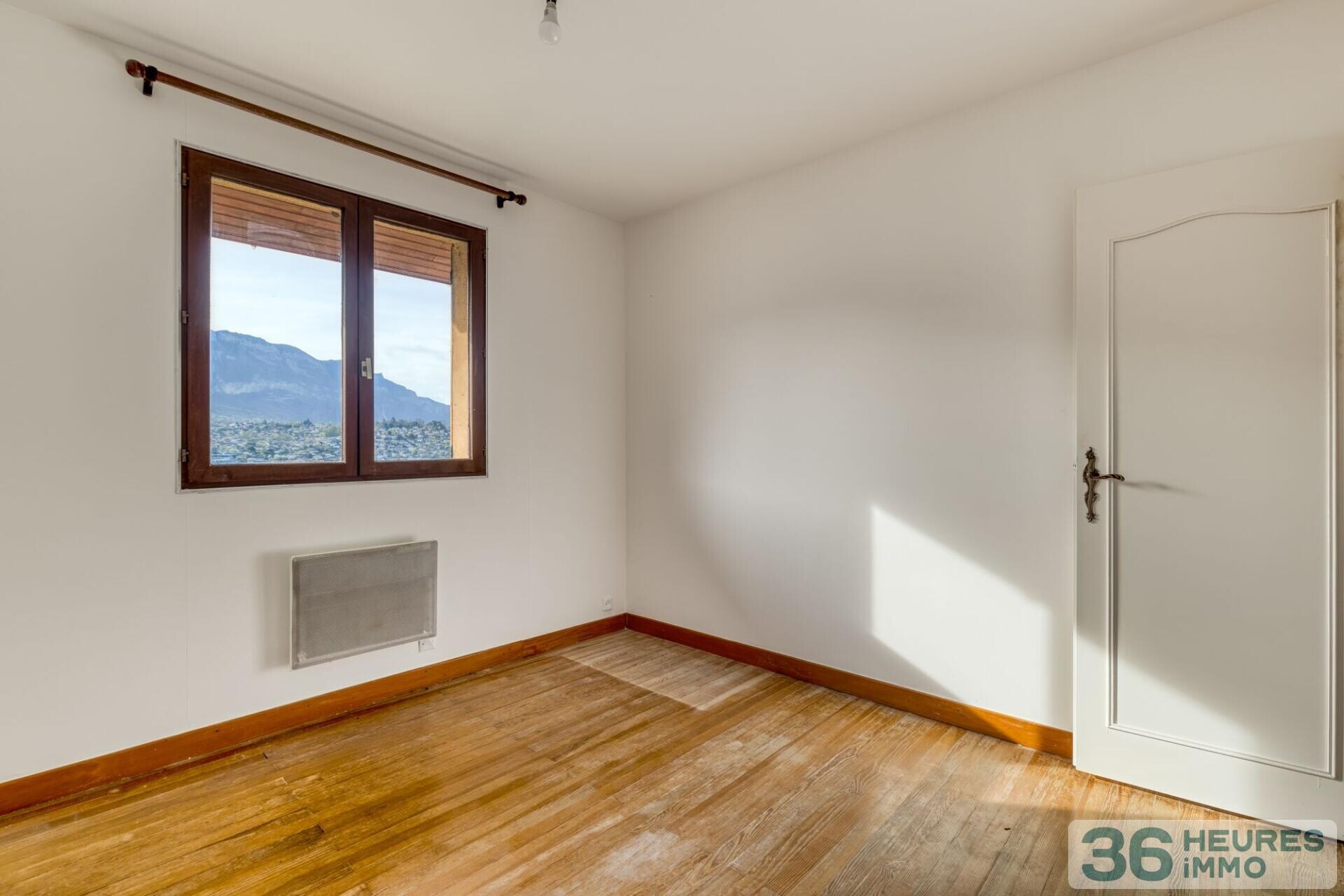 Maison avec grand terrain