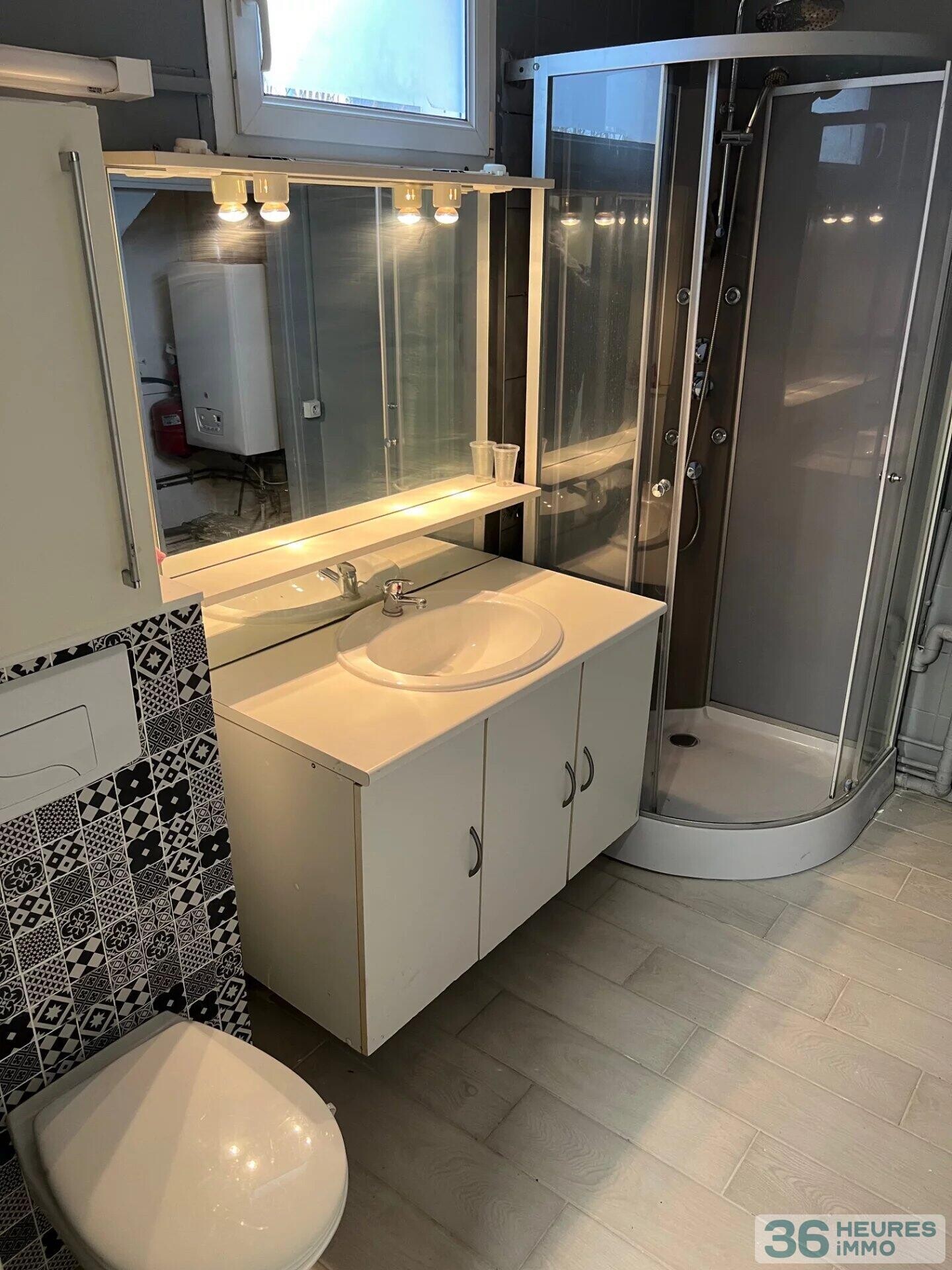 LEERS. Maison flamande 3 PIECES 77 m² Jardin