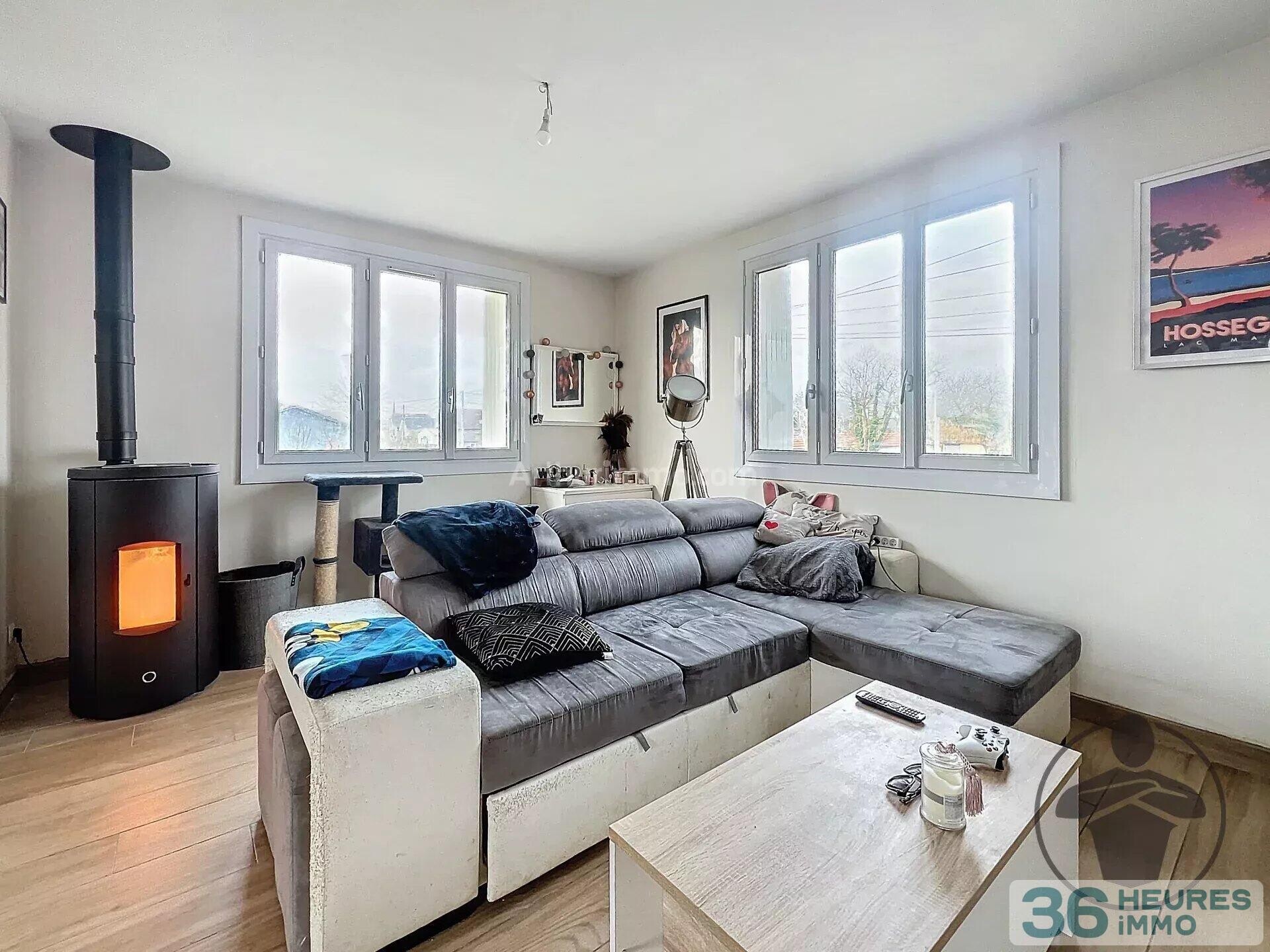 MAISON EN CENTRE-VILLE AVEC SOUS-SOL ET DÉPENDANCE