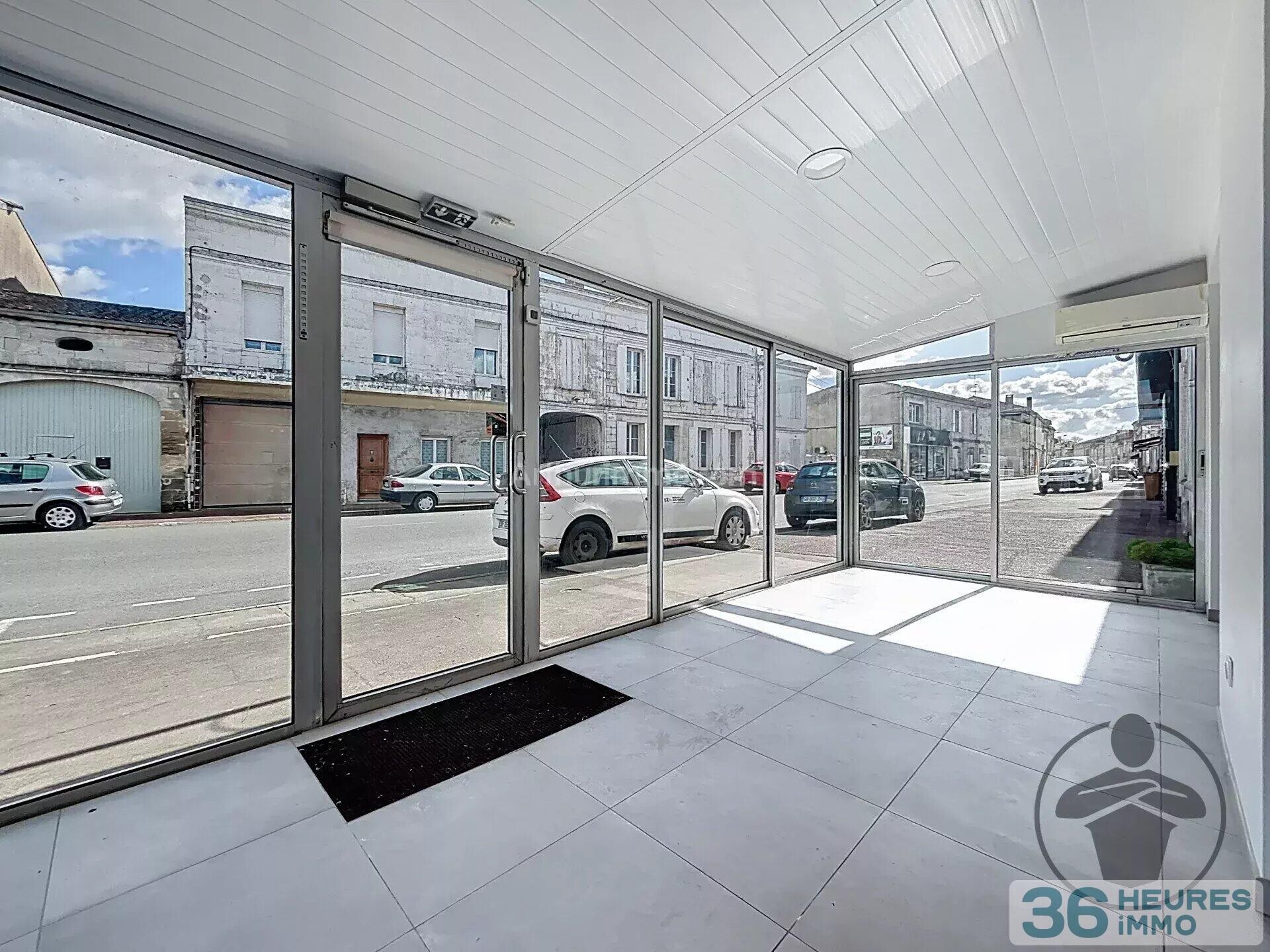 Immeuble 10 pièces en centre-ville de Coutras