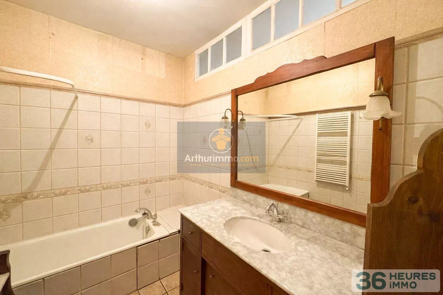 Maison de caractère aux volumes exceptionnels à Villiers-sur-Suize