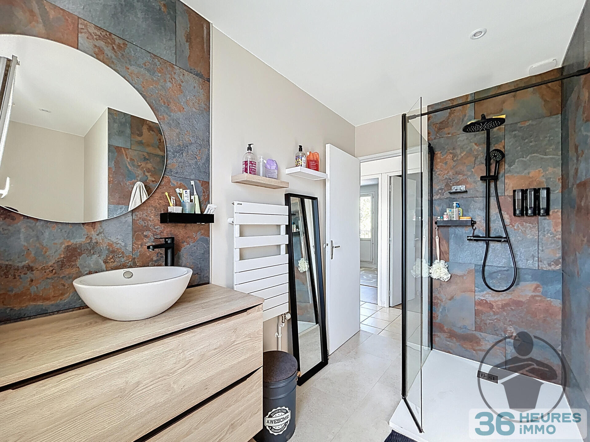 Maison clé en main avec piscine et proximité centre-ville