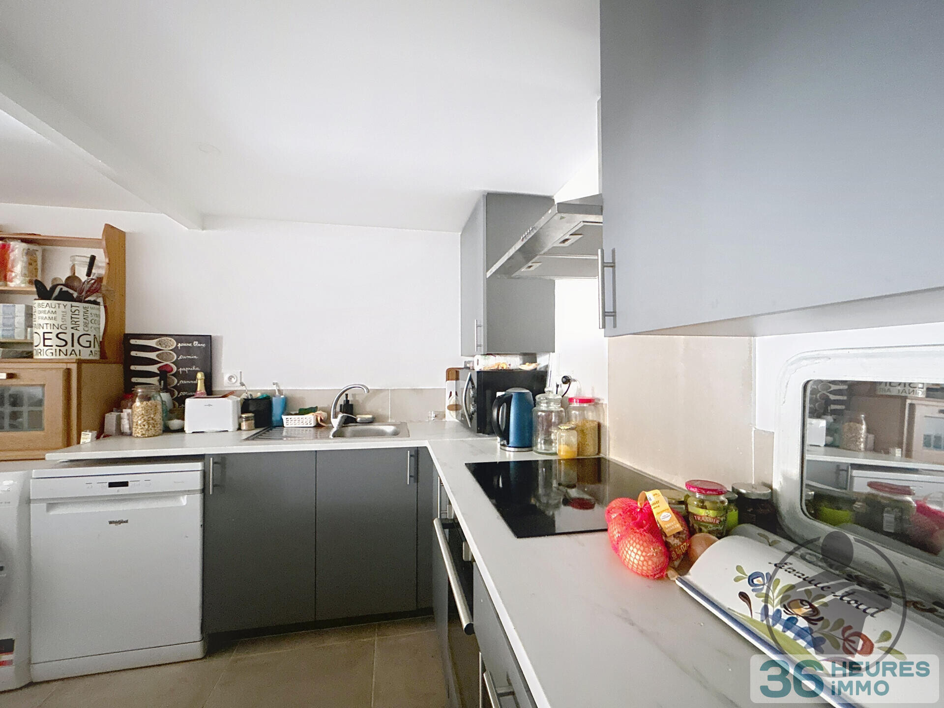 Maison en pierre rénovée avec jardin et terrasse