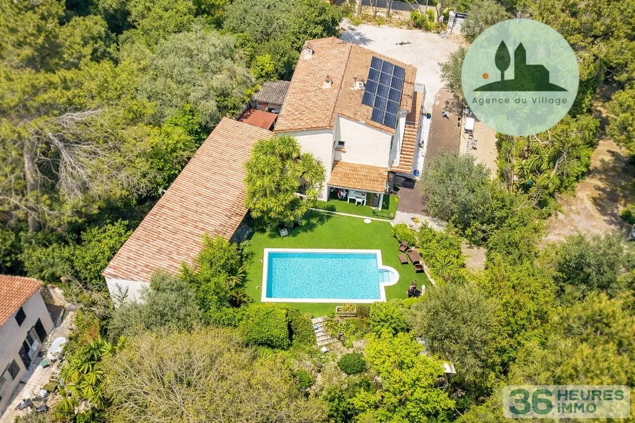 Maison à La Roquette-sur-Siagne