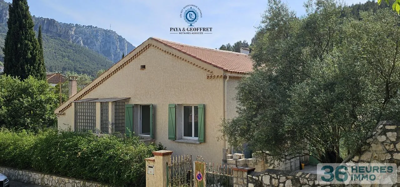 Maison à Le Revest-les-Eaux